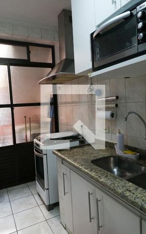 Casa à venda com 220m², 3 quartos e 1 vaga Casa à venda com 220m², 3 quartos e 1 vagaCozinha