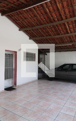 Casa à venda com 300m², 3 quartos e 4 vagasGaragem