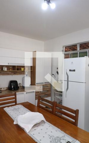 Casa à venda com 300m², 3 quartos e 4 vagasCozinha