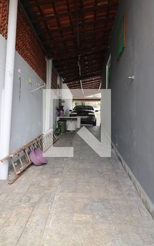 Casa à venda com 300m², 3 quartos e 4 vagasCorredor