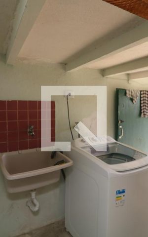 Casa à venda com 300m², 3 quartos e 4 vagasLavanderia