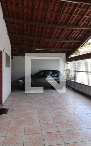 Casa à venda com 300m², 3 quartos e 4 vagasGaragem