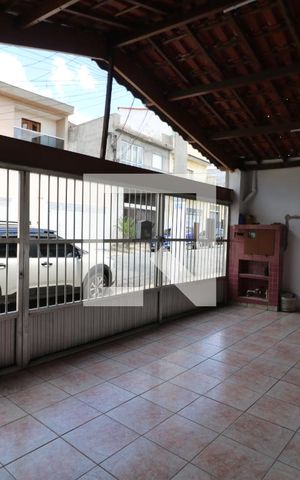 Casa à venda com 300m², 3 quartos e 4 vagasGaragem