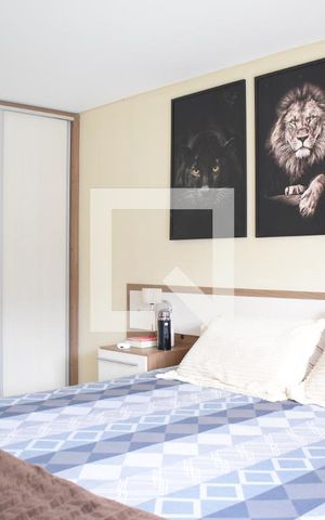 Casa à venda com 240m², 4 quartos e 2 vagasSuíte