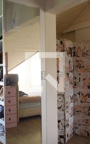 Casa à venda com 240m², 4 quartos e 2 vagasCloset