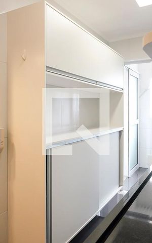 Apartamento para alugar com 72m², 3 quartos e 2 vagasCozinha