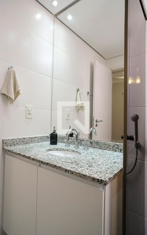 Apartamento para alugar com 72m², 3 quartos e 2 vagasBanheiro da Suíte