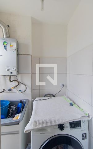 Apartamento para alugar com 80m², 2 quartos e 1 vagaÁrea de Serviço