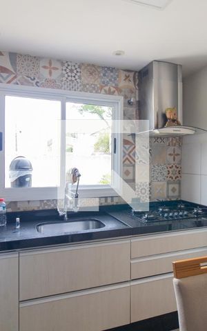 Apartamento para alugar com 80m², 2 quartos e 1 vagaCozinha