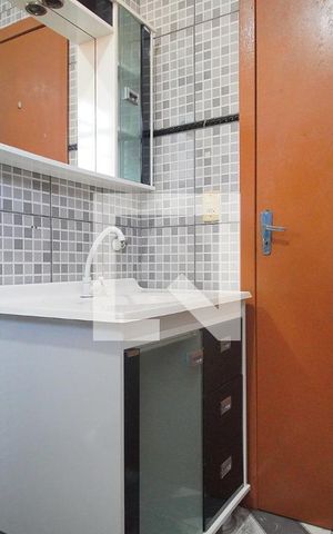 Casa à venda com 230m², 3 quartos e 2 vagas Casa à venda com 230m², 3 quartos e 2 vagasBanheiro da Suíte