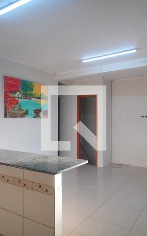 Casa à venda com 230m², 3 quartos e 2 vagas Casa à venda com 230m², 3 quartos e 2 vagasSala