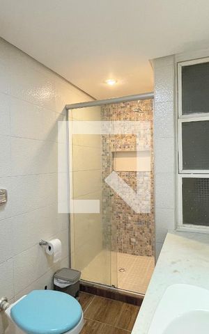 Apartamento para alugar com 129m², 3 quartos e 1 vaga Apartamento para alugar com 129m², 3 quartos e 1 vagaBanheiro Corredor