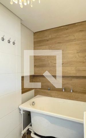Apartamento para alugar com 129m², 3 quartos e 1 vaga Apartamento para alugar com 129m², 3 quartos e 1 vagaBanheiro suíte