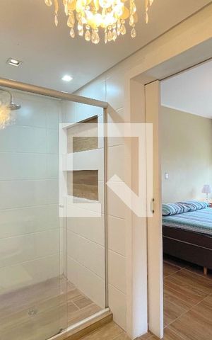 Apartamento para alugar com 129m², 3 quartos e 1 vaga Apartamento para alugar com 129m², 3 quartos e 1 vagaBanheiro suíte