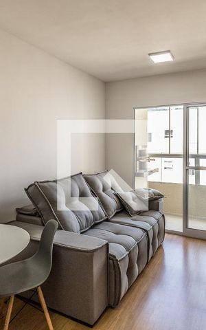Apartamento à venda com 42m², 1 quarto e 1 vaga Apartamento à venda com 42m², 1 quarto e 1 vagaSala