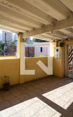 Casa à venda com 90m², 2 quartos e 1 vaga Casa à venda com 90m², 2 quartos e 1 vagaGaragem
