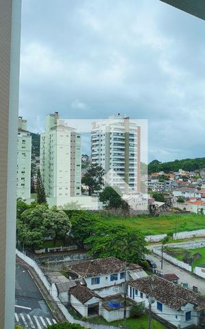 Apartamento para alugar com 130m², 3 quartos e 2 vagasSuíte - Vista