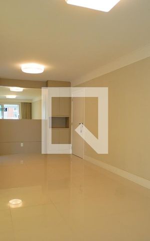 Apartamento para alugar com 130m², 3 quartos e 2 vagasSala
