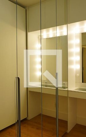 Apartamento para alugar com 130m², 3 quartos e 2 vagasCloset da suíte