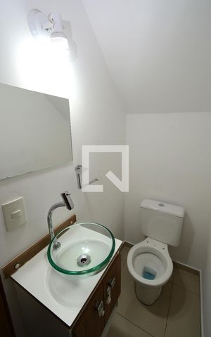 Casa para alugar com 85m², 2 quartos e 4 vagasLavabo