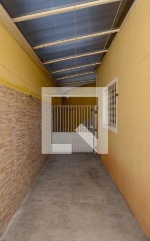Casa para alugar com 85m², 2 quartos e 4 vagasQuintal