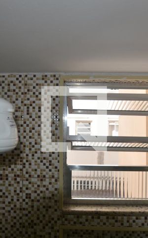 Apartamento para alugar com 70m², 3 quartos e 2 vagasBanheiro Social