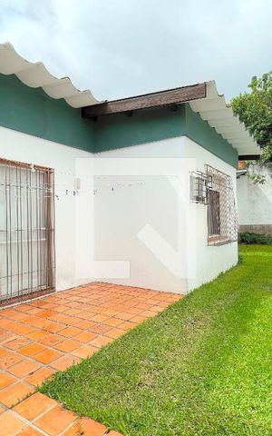 Casa à venda com 231m², 3 quartos e 4 vagasQuintal