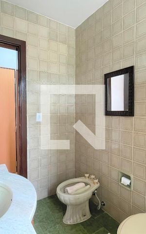Casa à venda com 231m², 3 quartos e 4 vagasBanheiro da Suíte