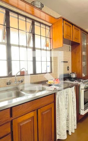 Casa à venda com 231m², 3 quartos e 4 vagasCozinha