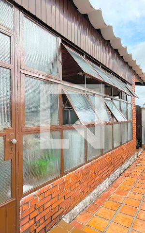 Casa à venda com 231m², 3 quartos e 4 vagasQuintal
