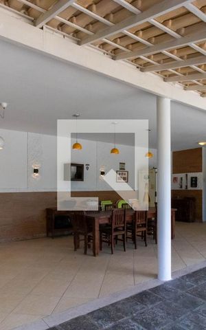 Casa de condomínio à venda com 550m², 4 quartos e 2 vagas Casa de condomínio à venda com 550m², 4 quartos e 2 vagasÁrea Externa