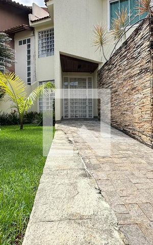 Casa para alugar com 370m², 5 quartos e 4 vagas Casa para alugar com 370m², 5 quartos e 4 vagasJardim