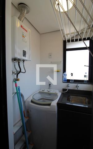 Apartamento para alugar com 65m², 2 quartos e 1 vagaÁrea de Serviço