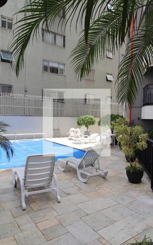 Apartamento para alugar com 65m², 2 quartos e 1 vagaÁrea Comum - Piscina