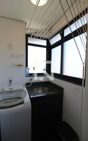 Apartamento para alugar com 65m², 2 quartos e 1 vagaÁrea de Serviço