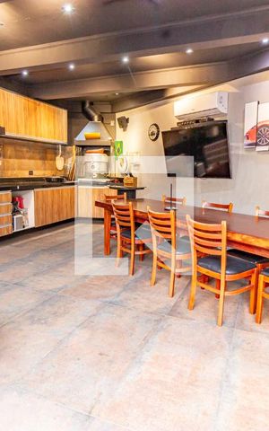 Casa à venda com 480m², 3 quartos e 4 vagasCozinha Externa