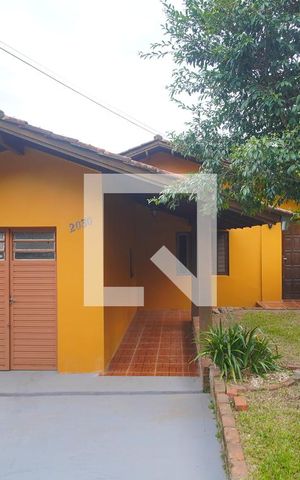 Casa à venda com 50m², 1 quarto e 1 vaga Casa à venda com 50m², 1 quarto e 1 vagaFachada
