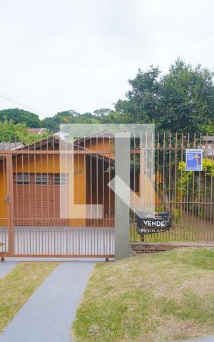 Casa à venda com 50m², 1 quarto e 1 vaga Casa à venda com 50m², 1 quarto e 1 vagaFachada