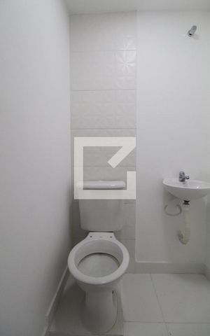Apartamento à venda com 68m², 2 quartos e sem vaga Apartamento à venda com 68m², 2 quartos e sem vagaLavabo