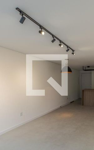 Apartamento à venda com 74m², 2 quartos e 1 vaga Apartamento à venda com 74m², 2 quartos e 1 vagaSala