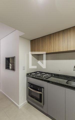 Apartamento à venda com 74m², 2 quartos e 1 vaga Apartamento à venda com 74m², 2 quartos e 1 vagaCozinha