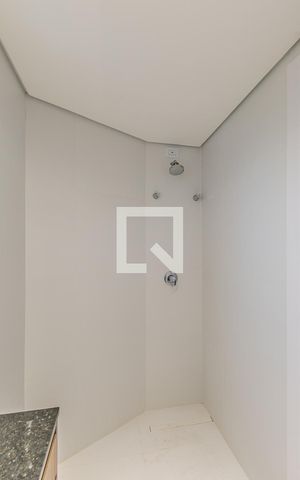 Apartamento à venda com 74m², 2 quartos e 1 vaga Apartamento à venda com 74m², 2 quartos e 1 vagaBanheiro Suite