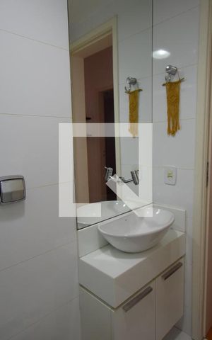 Apartamento para alugar com 90m², 2 quartos e 2 vagasBanheiro