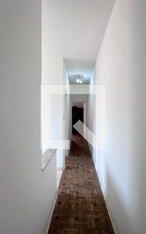Casa para alugar com 380m², 3 quartos e 2 vagasCorredor Quartos