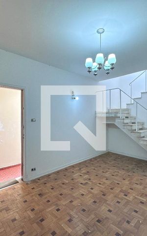 Casa para alugar com 380m², 3 quartos e 2 vagasSala
