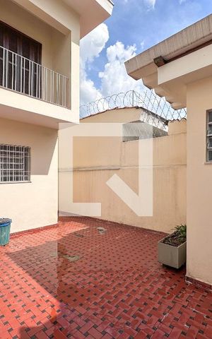 Casa para alugar com 380m², 3 quartos e 2 vagasQuintal