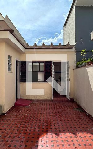 Casa para alugar com 380m², 3 quartos e 2 vagasQuintal