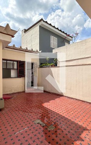 Casa para alugar com 380m², 3 quartos e 2 vagasQuintal