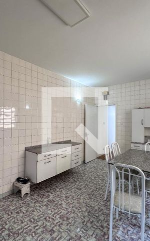 Casa para alugar com 380m², 3 quartos e 2 vagasCozinha
