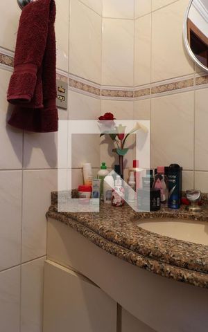 Apartamento à venda com 138m², 4 quartos e 2 vagasBanheiro da Suíte 1